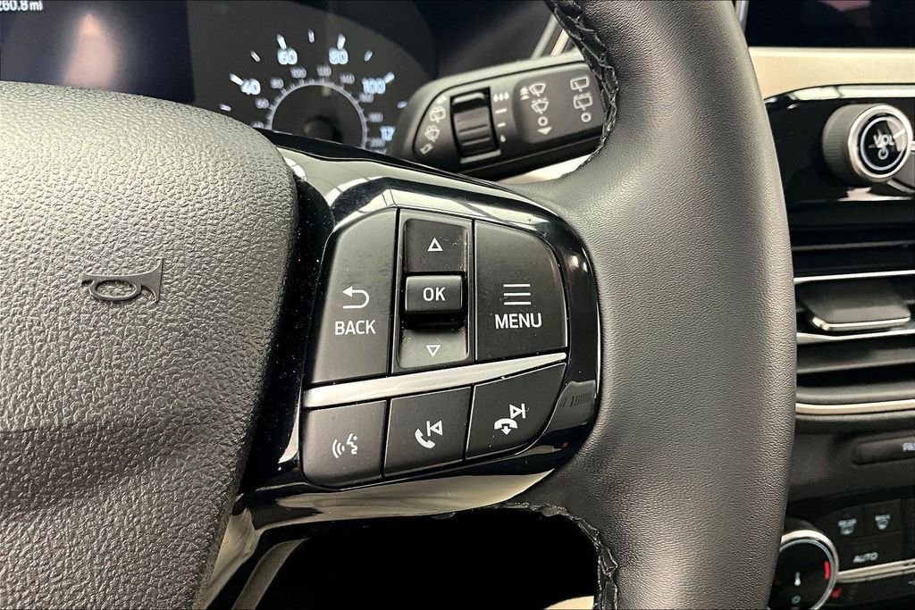 Certified 2022 Ford Escape SE w/ Convenience Package image 19