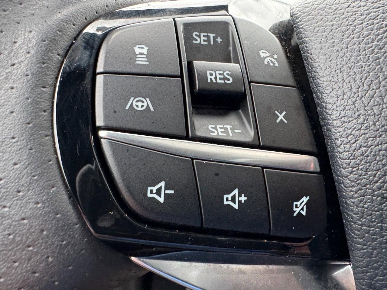 Certified 2024 Ford Explorer ST-Line w/ Class IV Trailer Tow Package image 18