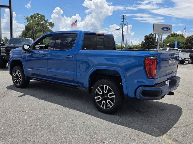 Used 2022 GMC Sierra 1500 AT4 w/ AT4 Premium Package AWD/4WD image 9