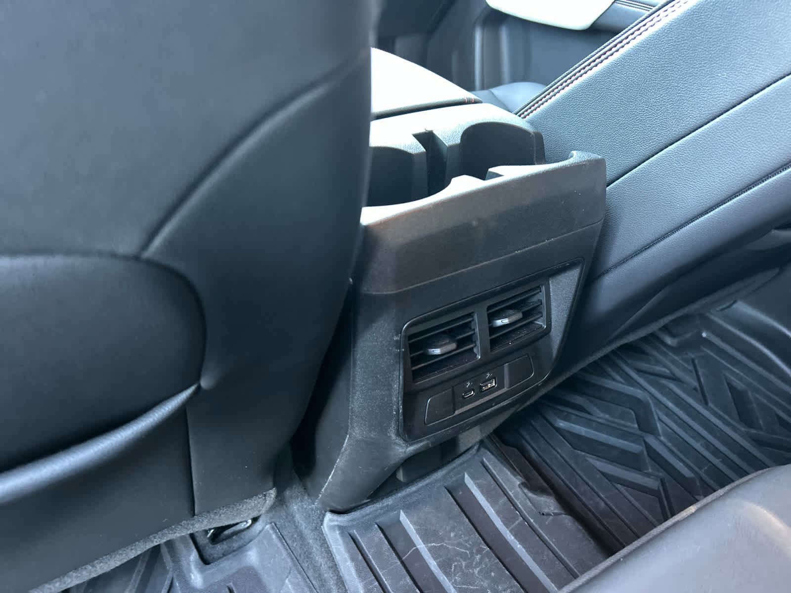 Used 2023 GMC Canyon AT4X image 26