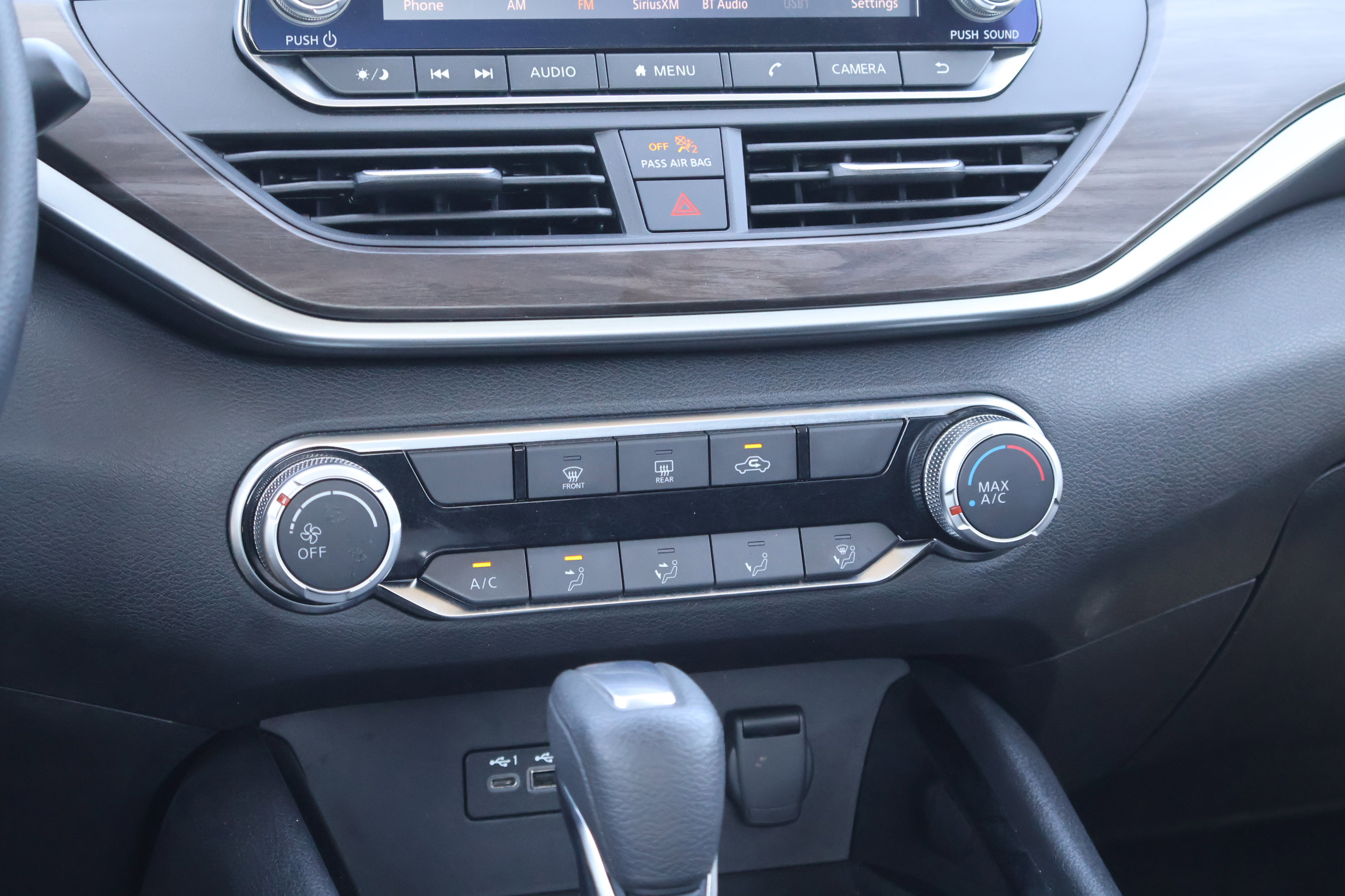 Used 2024 Nissan Altima 2.5 SV image 23