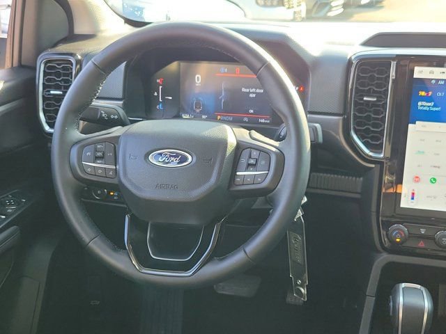 Certified 2025 Ford Ranger XLT w/ Black Appearance Package image 18