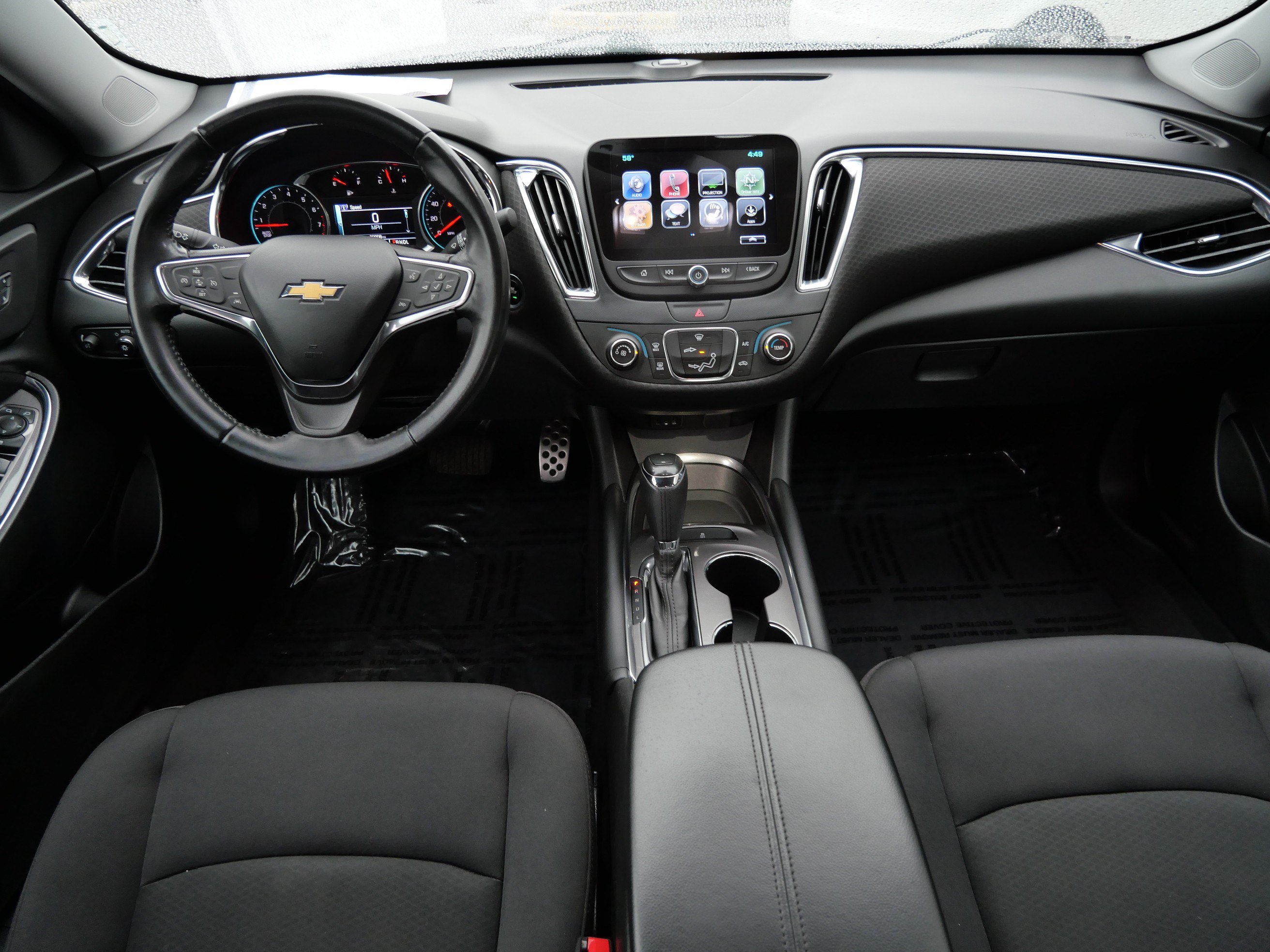 Used 2017 Chevrolet Malibu LT FWD image 10