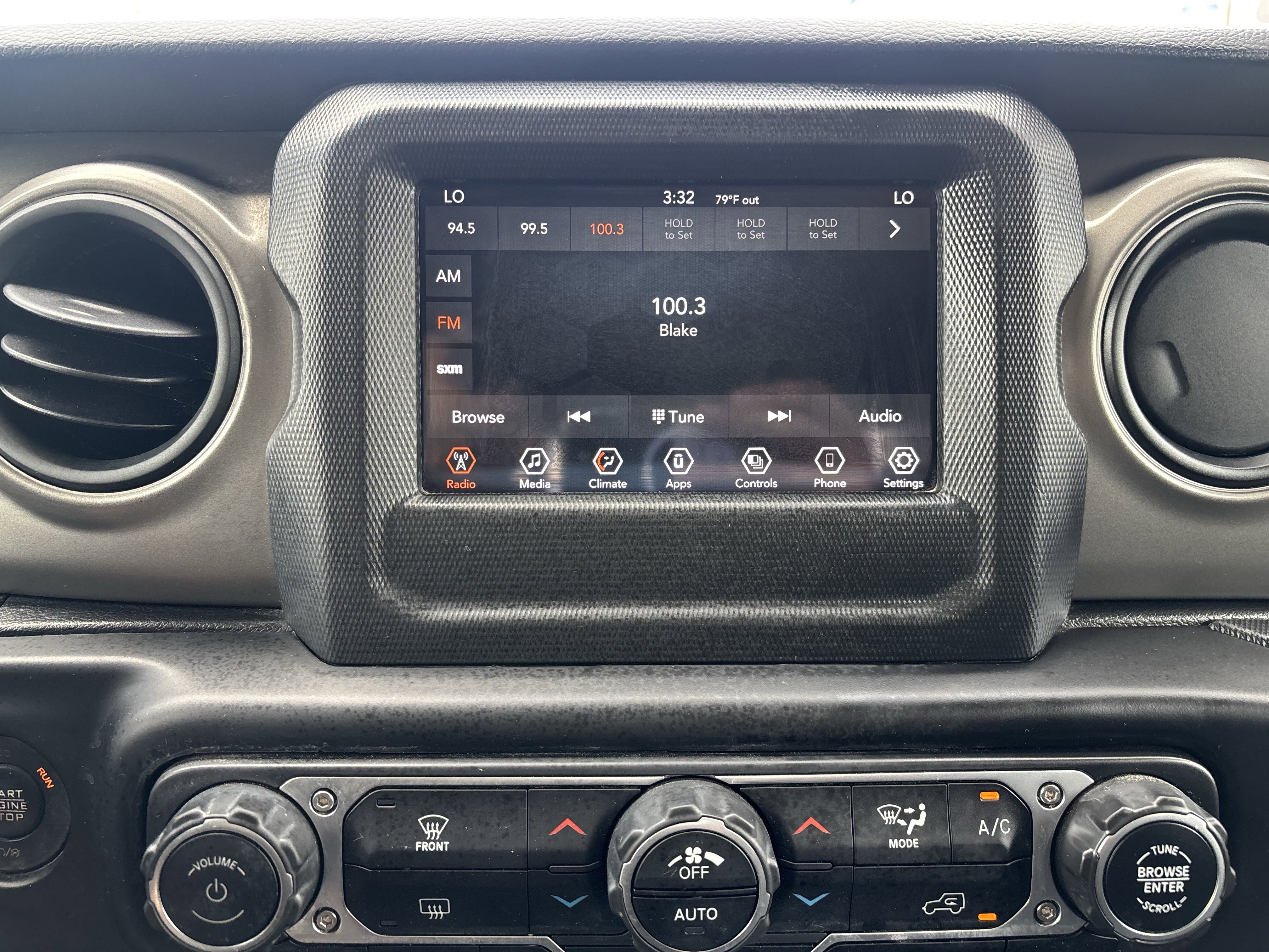 Used 2022 Jeep Gladiator Sport AWD/4WD image 34