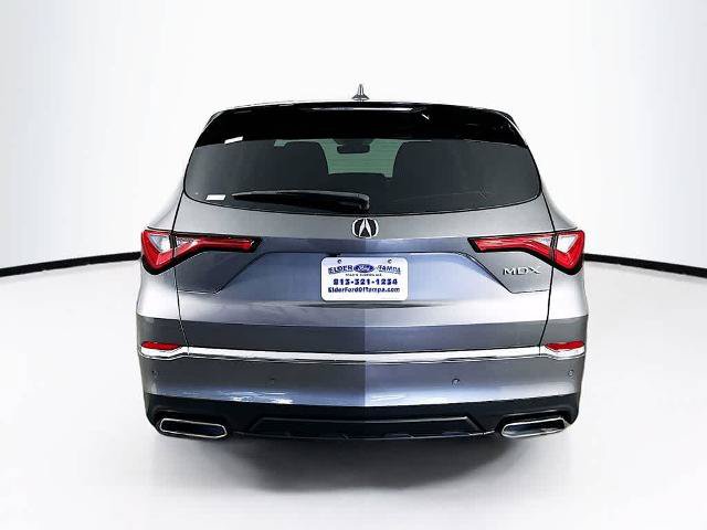 Used 2023 Acura MDX w/ Technology Package FWD image 3