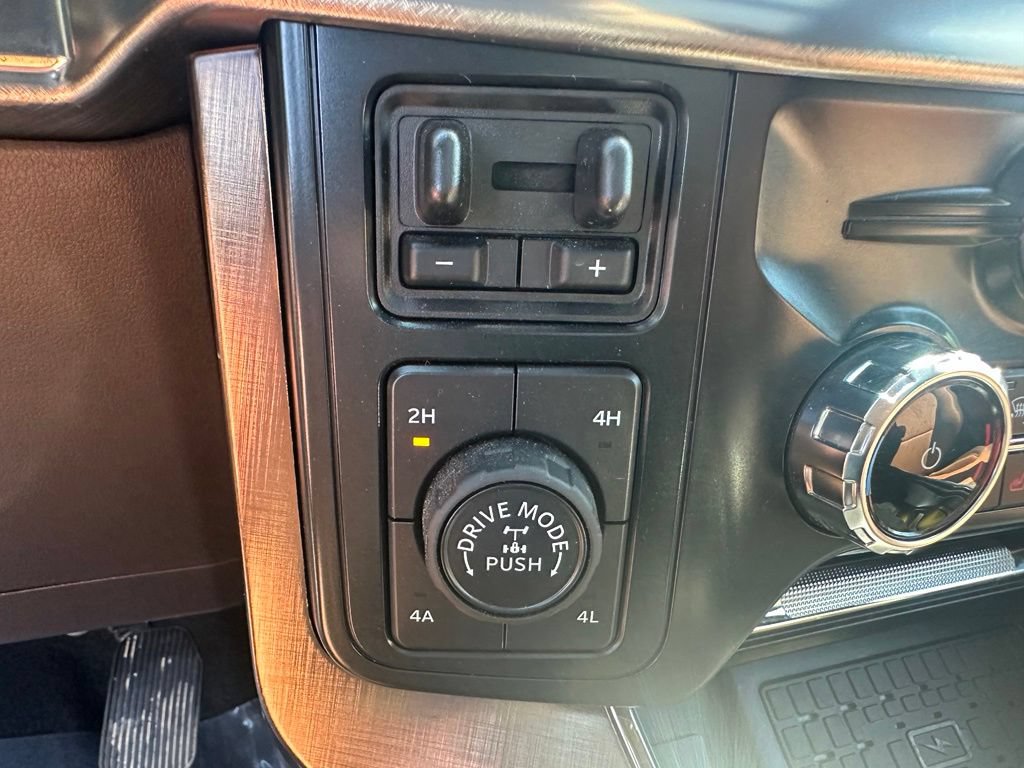 Certified 2025 Ford F150 King Ranch AWD/4WD image 19