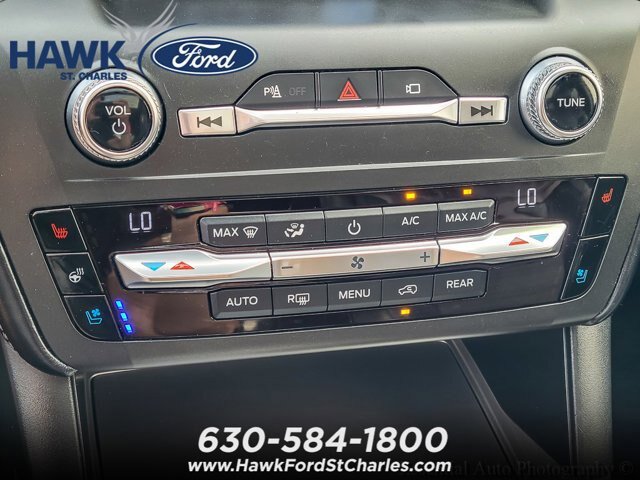 Certified 2020 Ford Explorer Platinum w/ Premium Technology Package AWD/4WD image 16