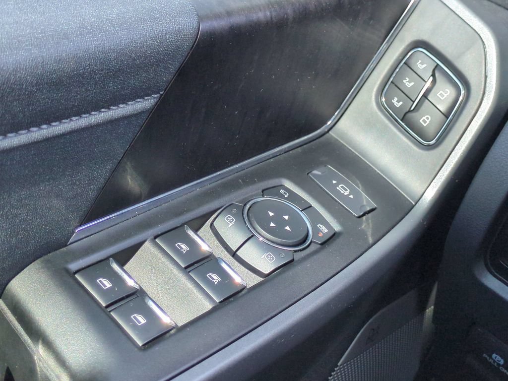 Certified 2024 Ford F250 Lariat w/ Lariat Ultimate Package AWD/4WD image 29