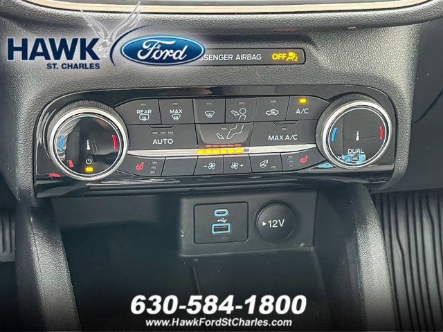 Certified 2022 Ford Escape SE w/ SE Sport Appearance Package image 14