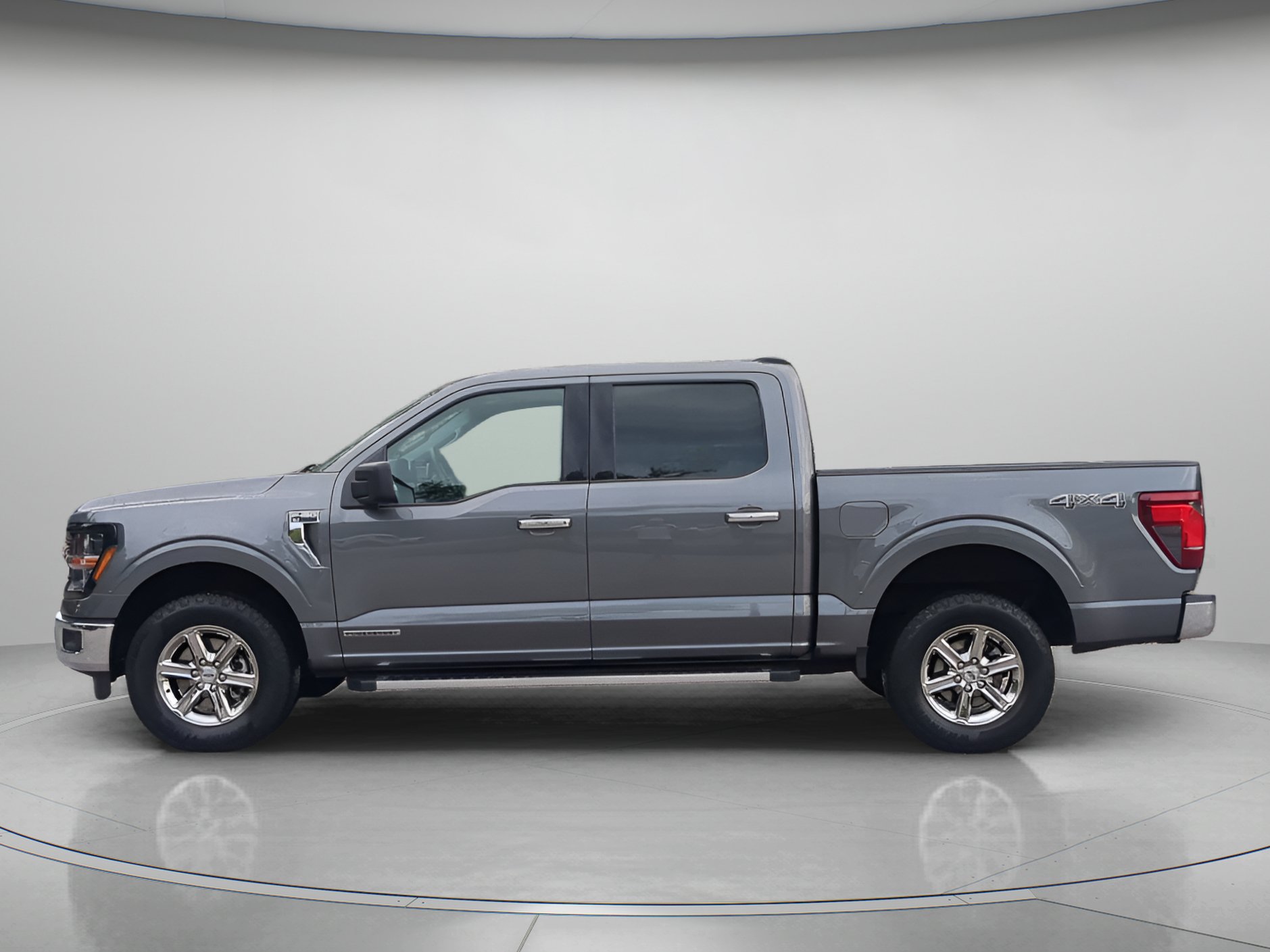 Certified 2025 Ford F150 XLT w/ Equipment Group 301A Standard AWD/4WD image 43