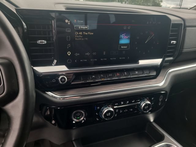 Used 2023 GMC Sierra 1500 SLT w/ SLT Convenience Package AWD/4WD image 18