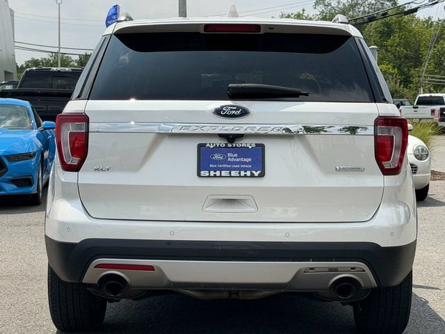Certified 2017 Ford Explorer XLT w/ Equipment Group 202A FWD image 9