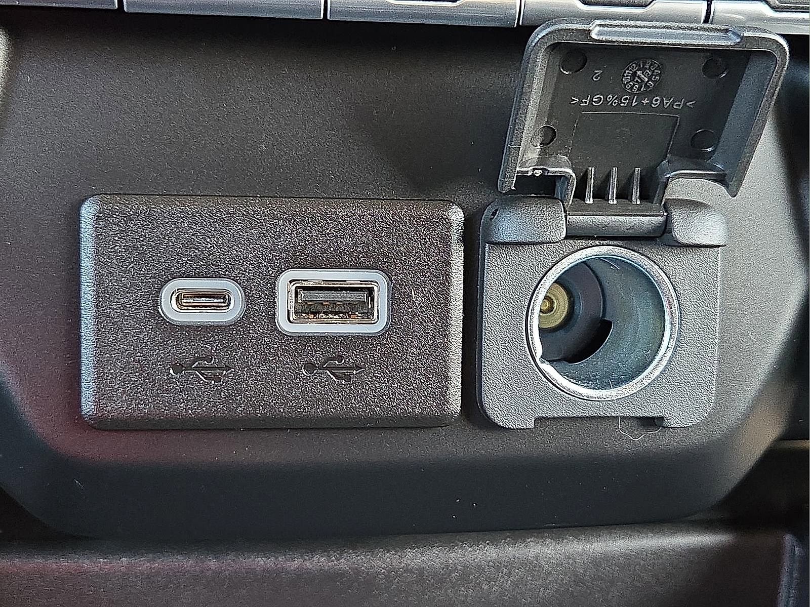 Used 2019 Chevrolet Silverado 1500 RST w/ All-Star Edition image 17