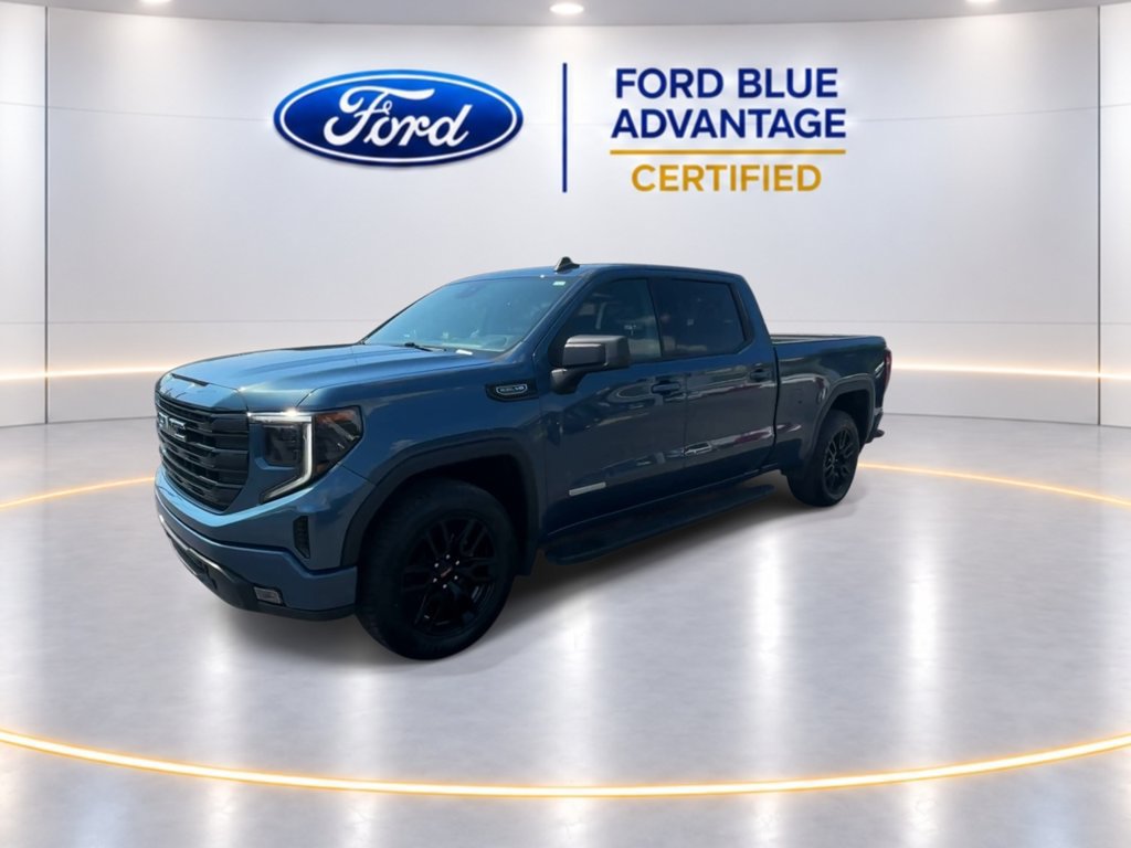 Used 2024 GMC Sierra 1500 Elevation w/ Preferred Package AWD/4WD image 4