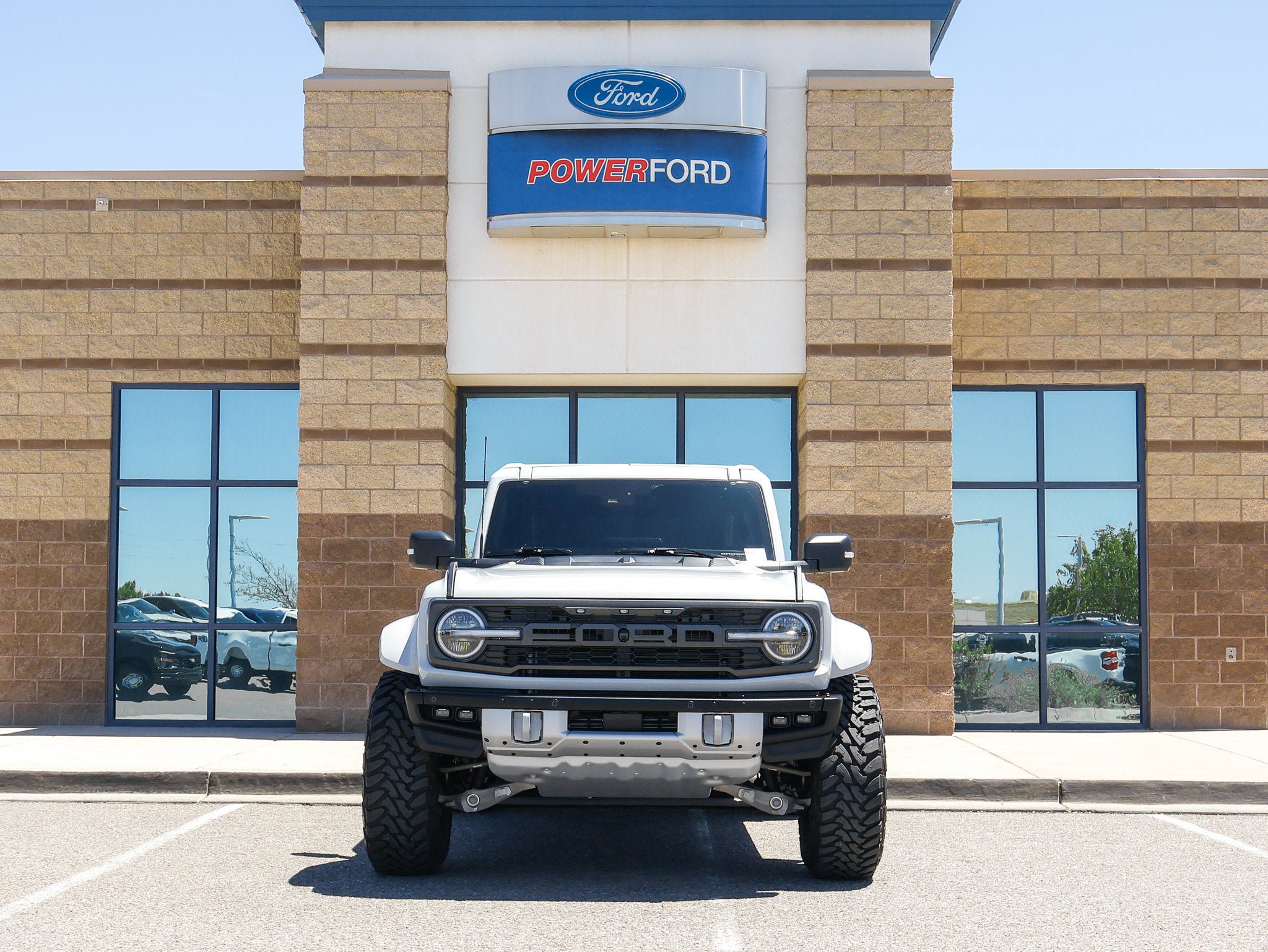 Certified 2026 Ford Bronco Raptor AWD/4WD image 3