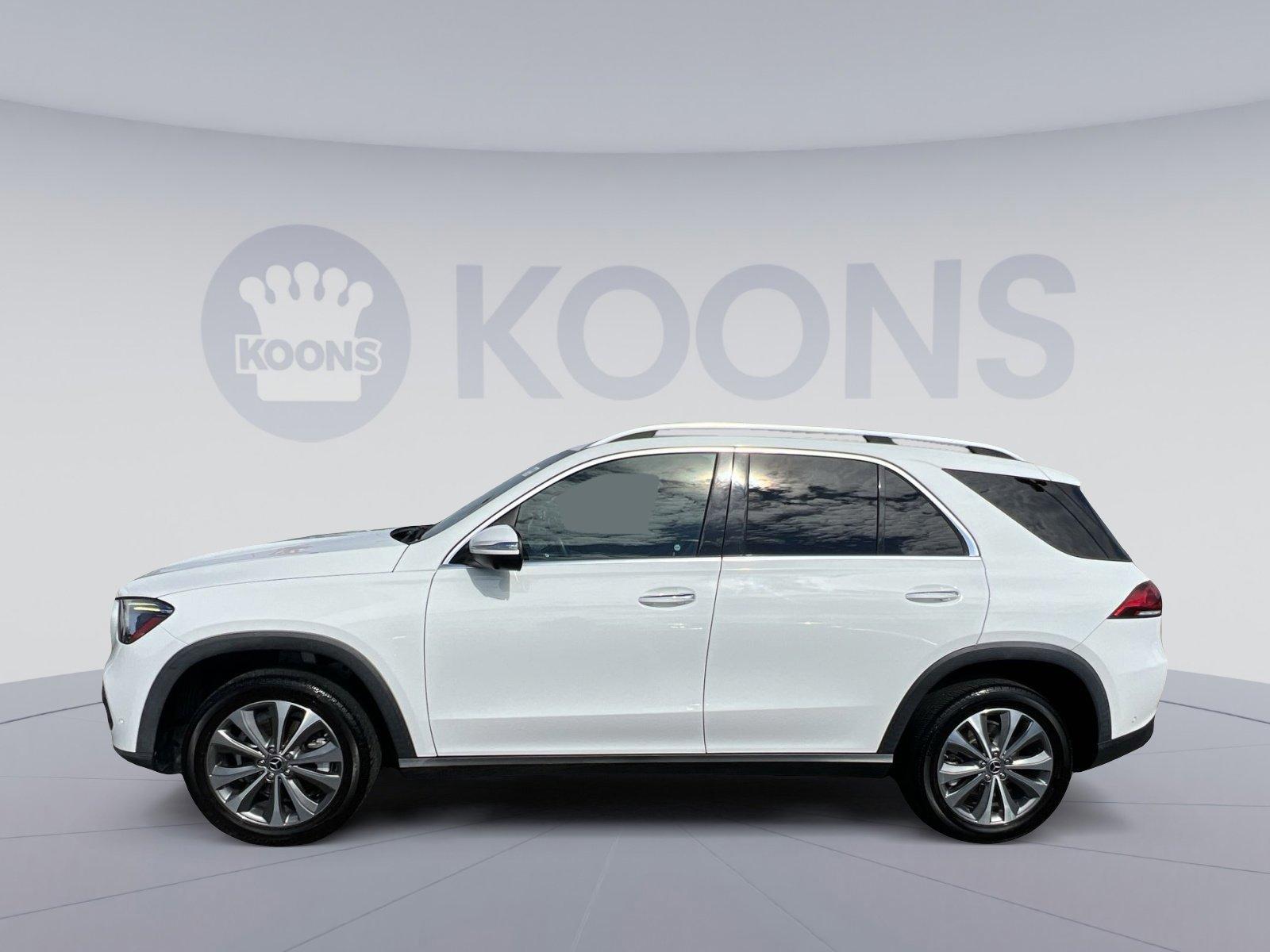 Used 2021 Mercedes-Benz GLE 350 image 2