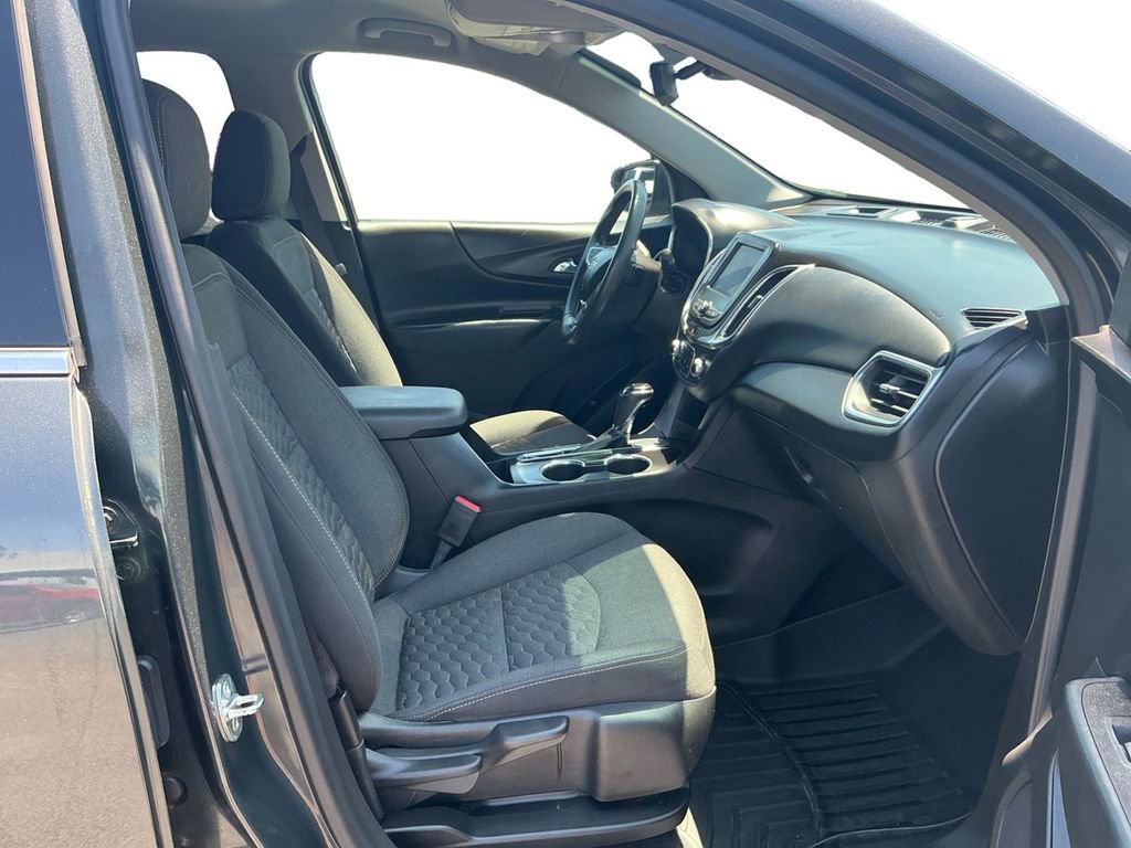 Used 2020 Chevrolet Equinox LT FWD image 22