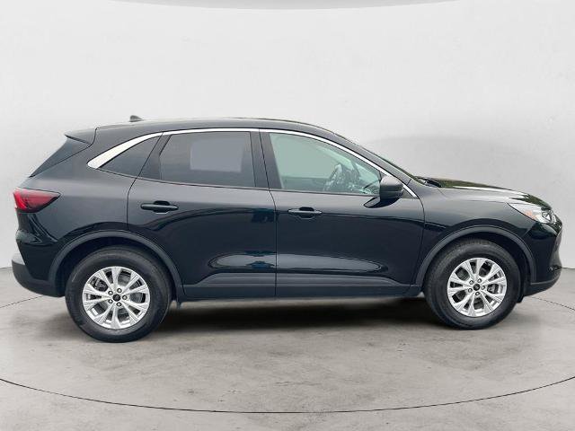 Certified 2023 Ford Escape Active AWD/4WD image 4