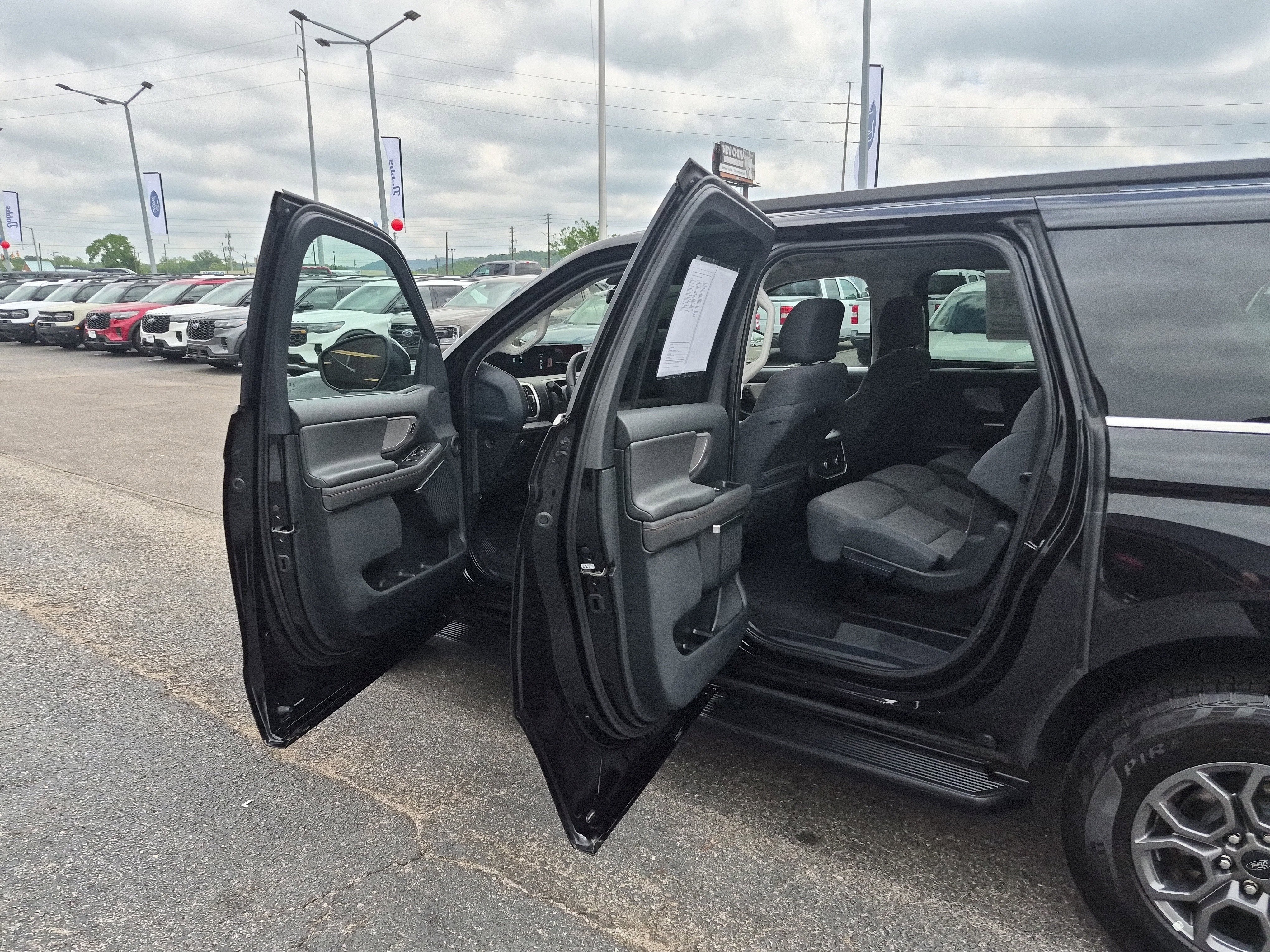 Certified 2025 Ford Expedition Max Active AWD/4WD image 14