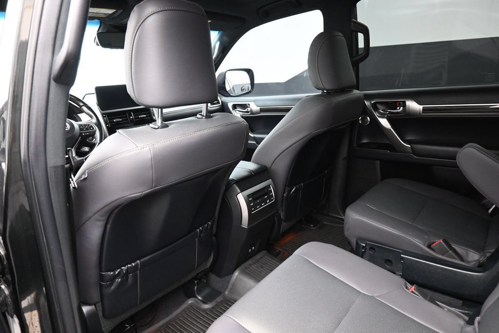 Used 2023 Lexus GX 460 Premium AWD/4WD image 2