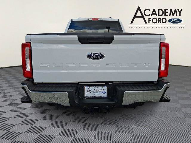 Certified 2025 Ford F250 XLT AWD/4WD image 5
