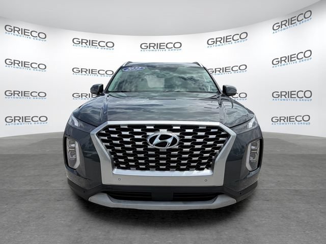 Used 2022 Hyundai Palisade SEL w/ Premium Package FWD image 2