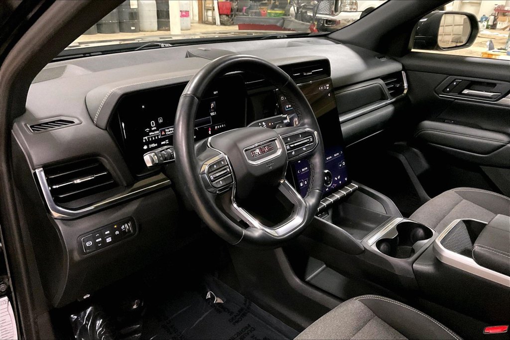 Used 2025 GMC Terrain Elevation AWD/4WD image 13
