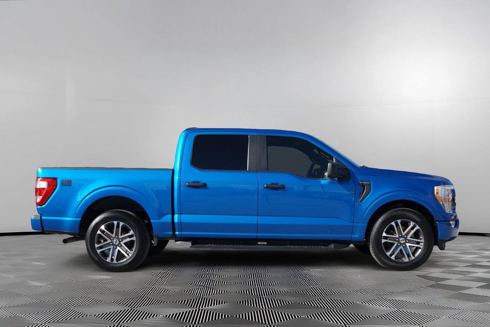 Certified 2021 Ford F150 XL w/ STX Appearance Package RWD image 4