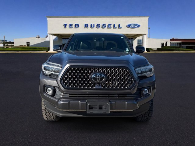 Used 2023 Toyota Tacoma Limited w/ Nightshade Package AWD/4WD image 10