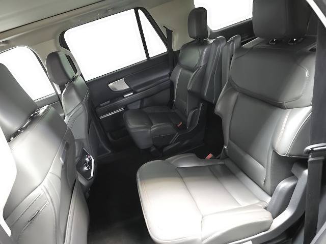 Certified 2025 Ford Expedition Active AWD/4WD image 37