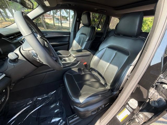 Used 2024 Jeep Grand Cherokee Limited 4xe AWD/4WD image 14