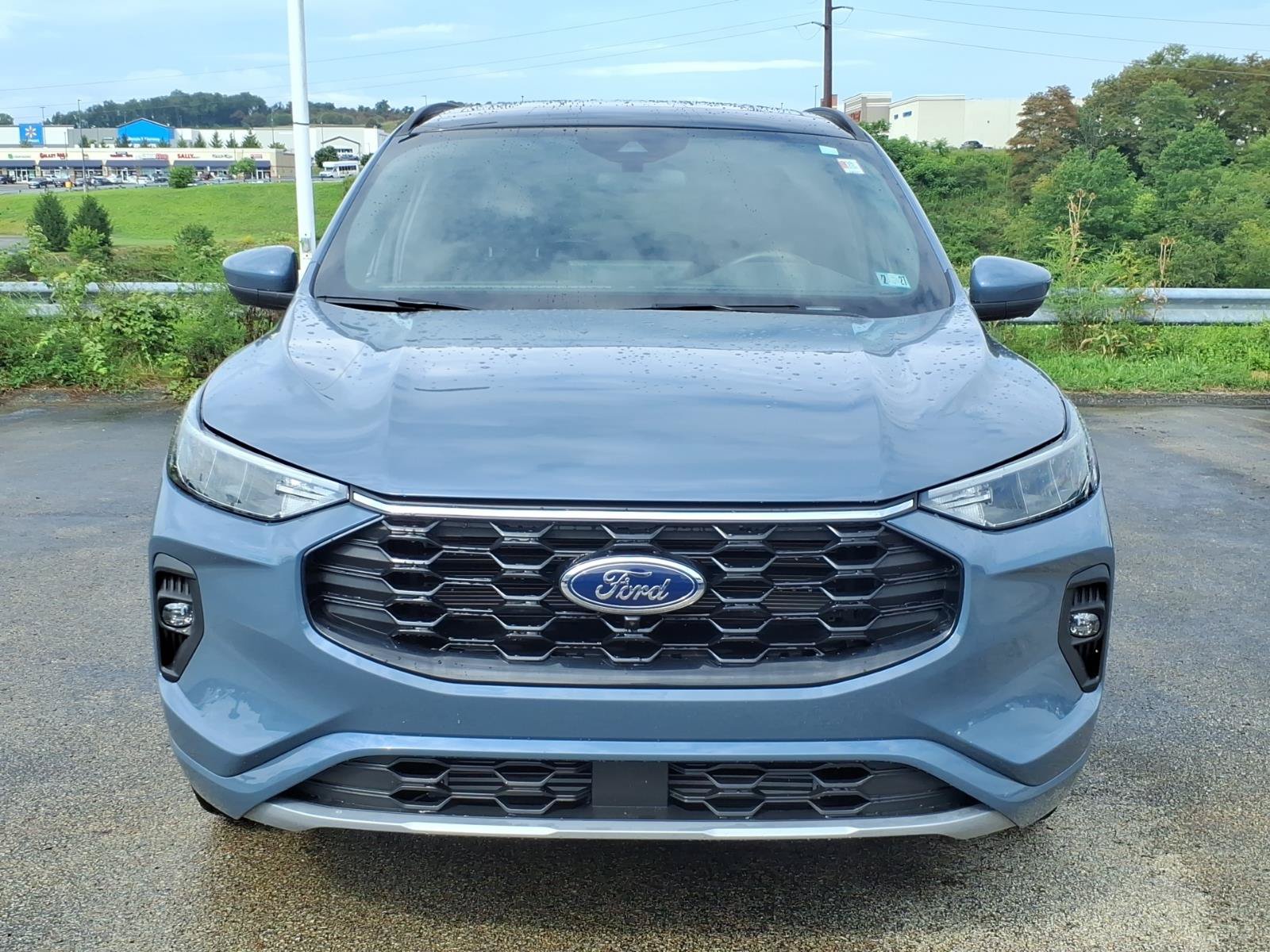 Certified 2024 Ford Escape ST-Line Select w/ Tech Pack #2 AWD/4WD image 2