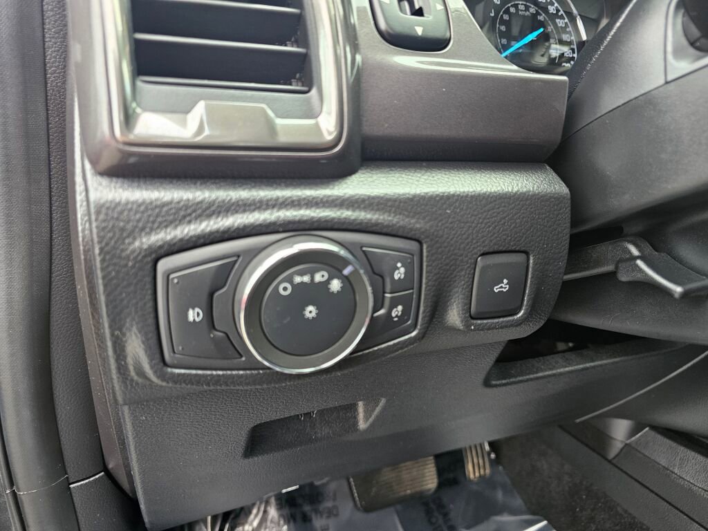 Certified 2019 Ford Ranger Lariat w/ Equipment Group 501A Mid AWD/4WD image 18