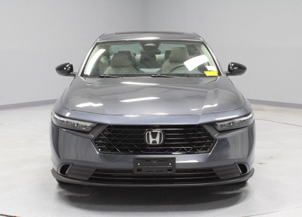 Used 2025 Honda Accord SE image 5
