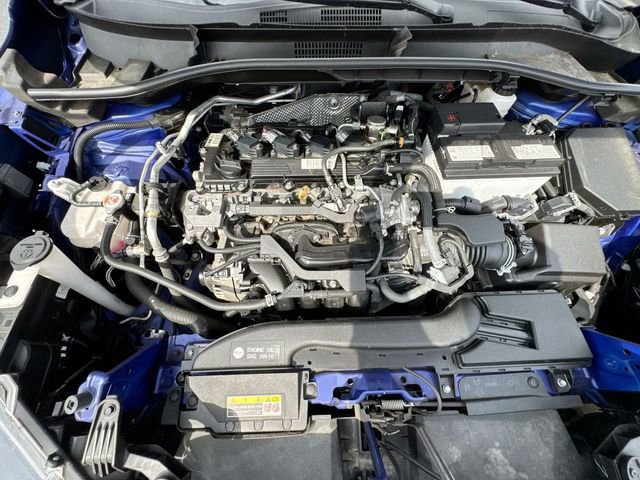 Used 2023 Toyota Corolla Cross XLE AWD/4WD image 27