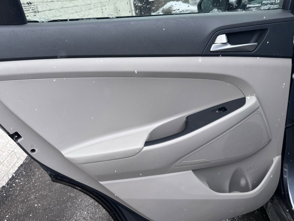 Used 2021 Hyundai Tucson Value w/ Cargo Package image 16