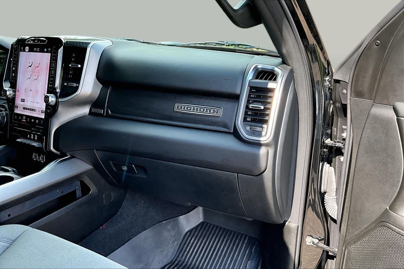 Used 2025 RAM 1500 Big Horn AWD/4WD image 18