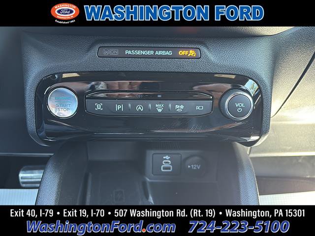 Certified 2024 Ford Escape ST-Line Elite w/ Premium Technology Package AWD/4WD image 24