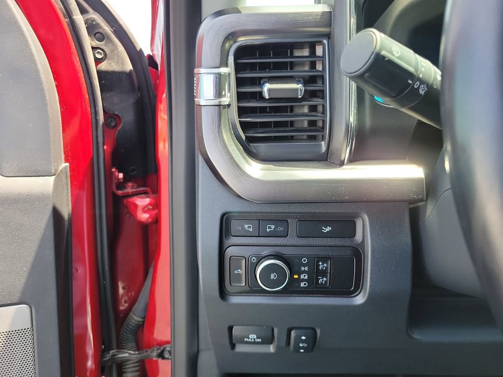 Certified 2024 Ford F250 Lariat w/ Lariat Ultimate Package AWD/4WD image 22