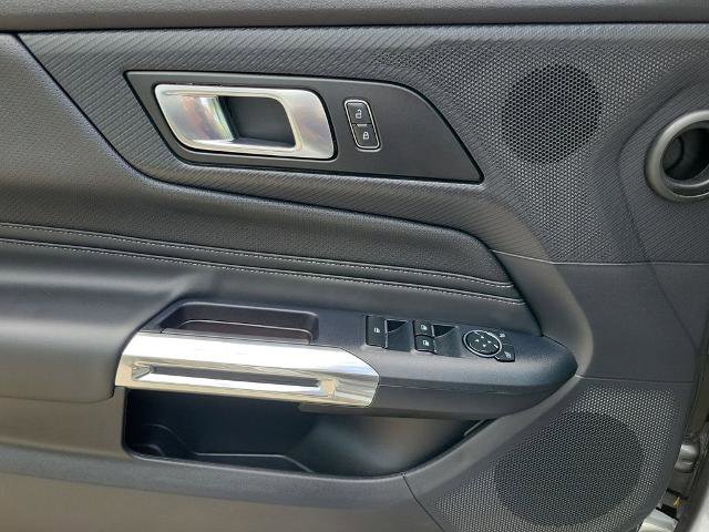Certified 2025 Ford Mustang Premium image 21