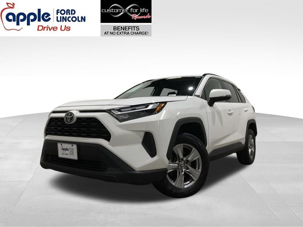 Used 2023 Toyota RAV4 XLE image 7