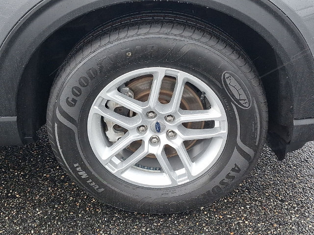 Certified 2025 Ford Explorer Active AWD/4WD image 33