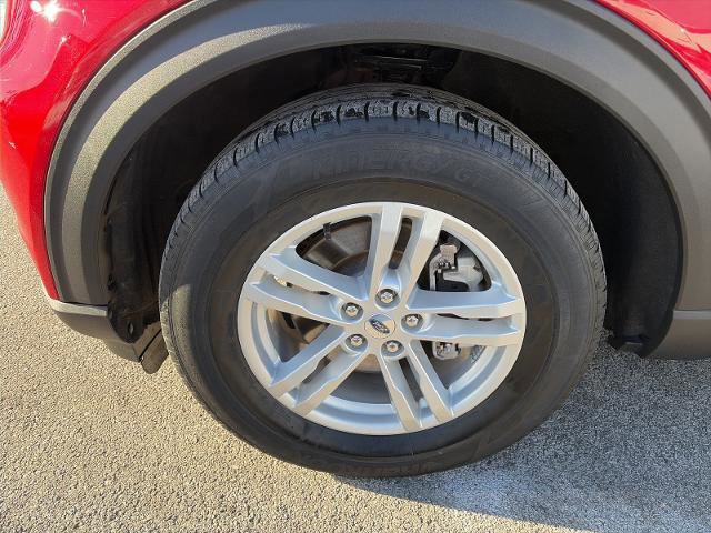 Certified 2022 Ford Explorer XLT w/ Equipment Group 202A image 22