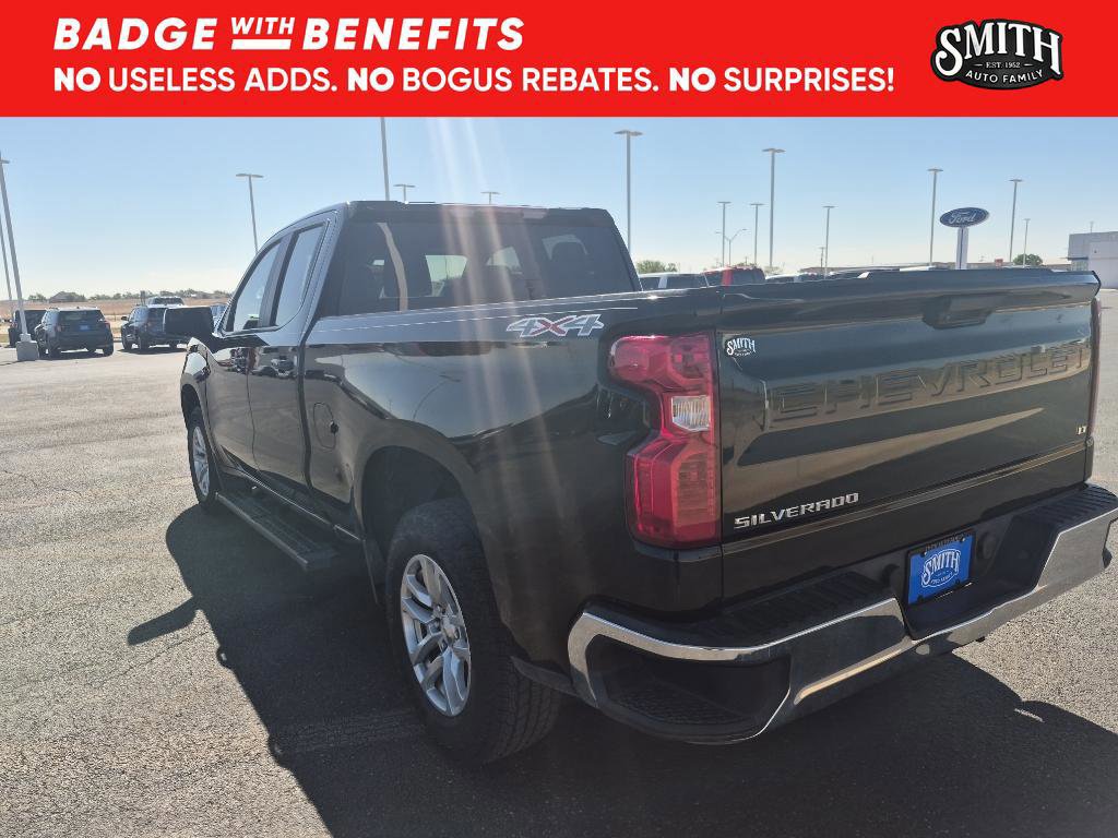 Used 2020 Chevrolet Silverado 1500 LT AWD/4WD image 3