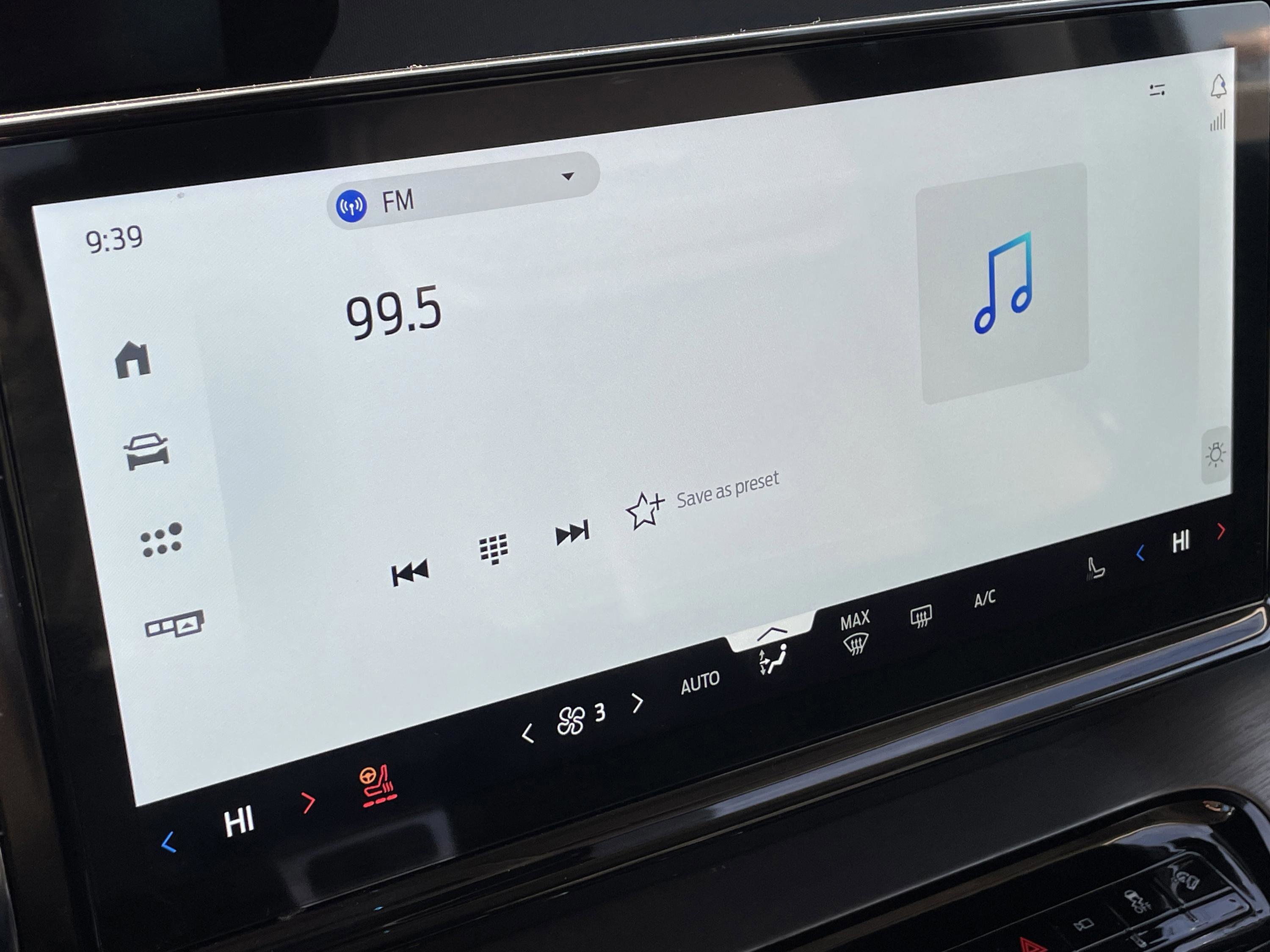 Certified 2025 Ford Expedition Max Platinum image 23