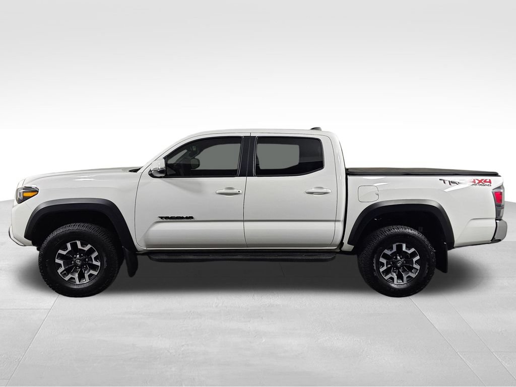 Used 2023 Toyota Tacoma TRD Off-Road AWD/4WD image 4