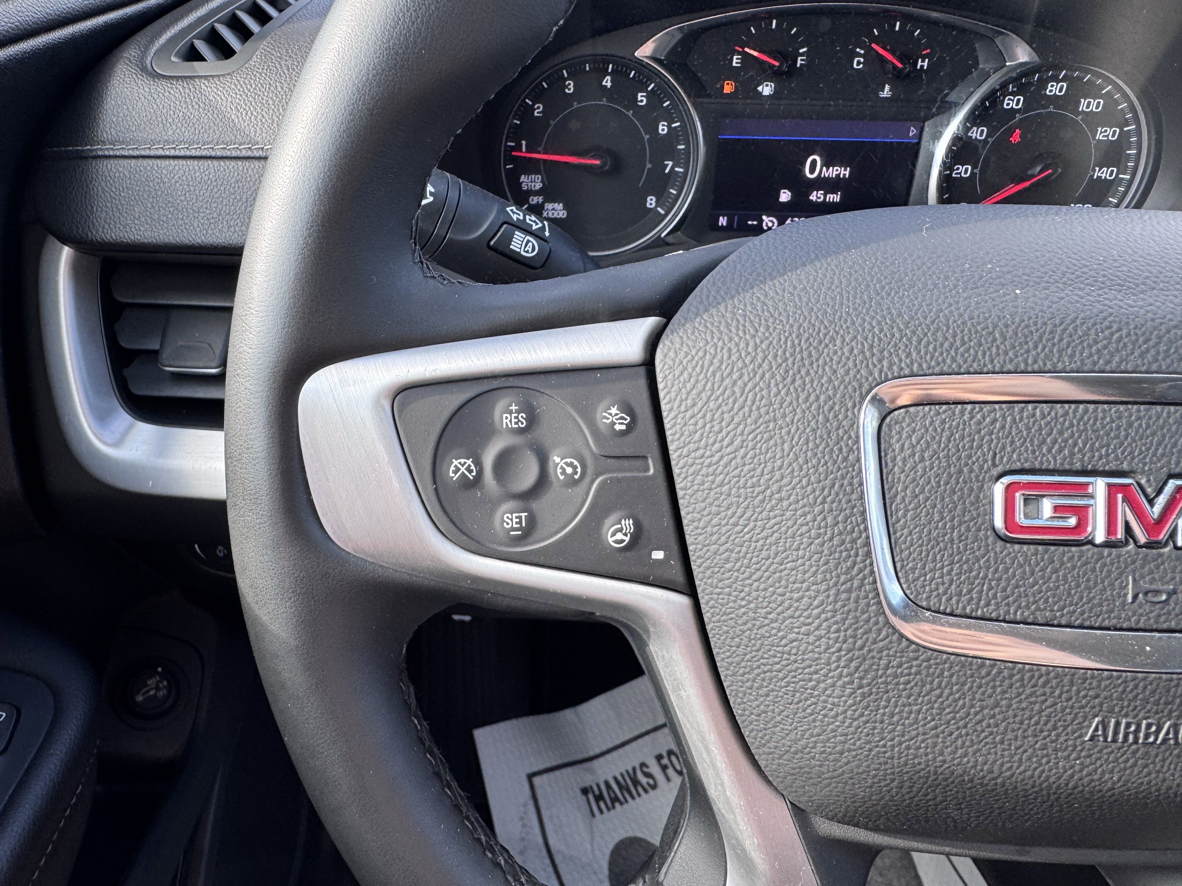 Used 2023 GMC Terrain SLT image 13