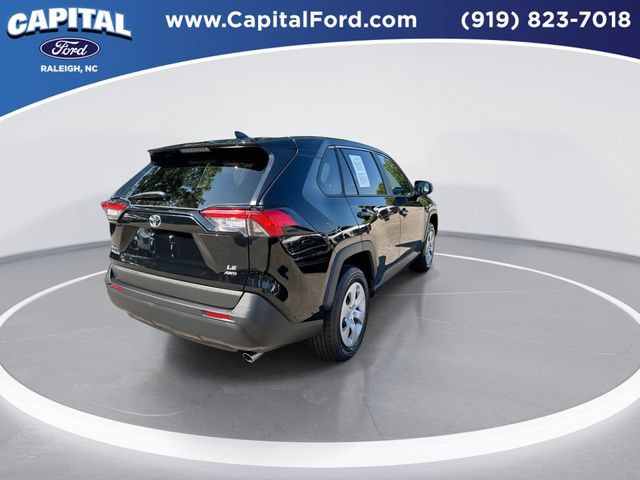 Used 2025 Toyota RAV4 LE AWD/4WD image 8