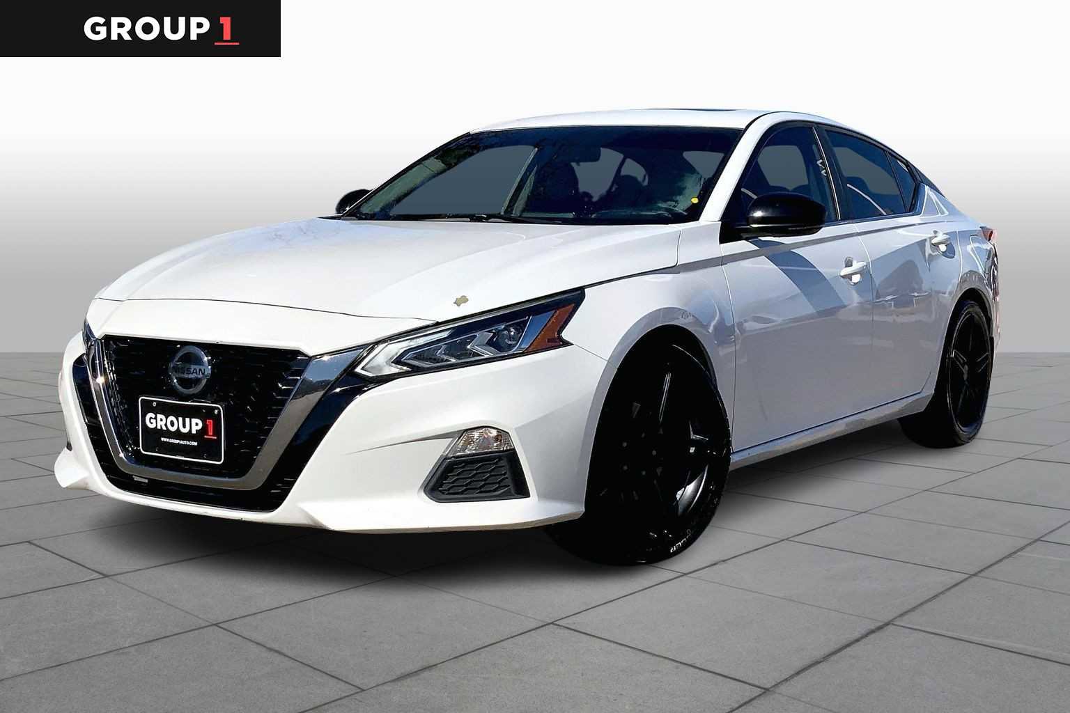 Used 2019 Nissan Altima 2.5 SR w/ SR Premium Package