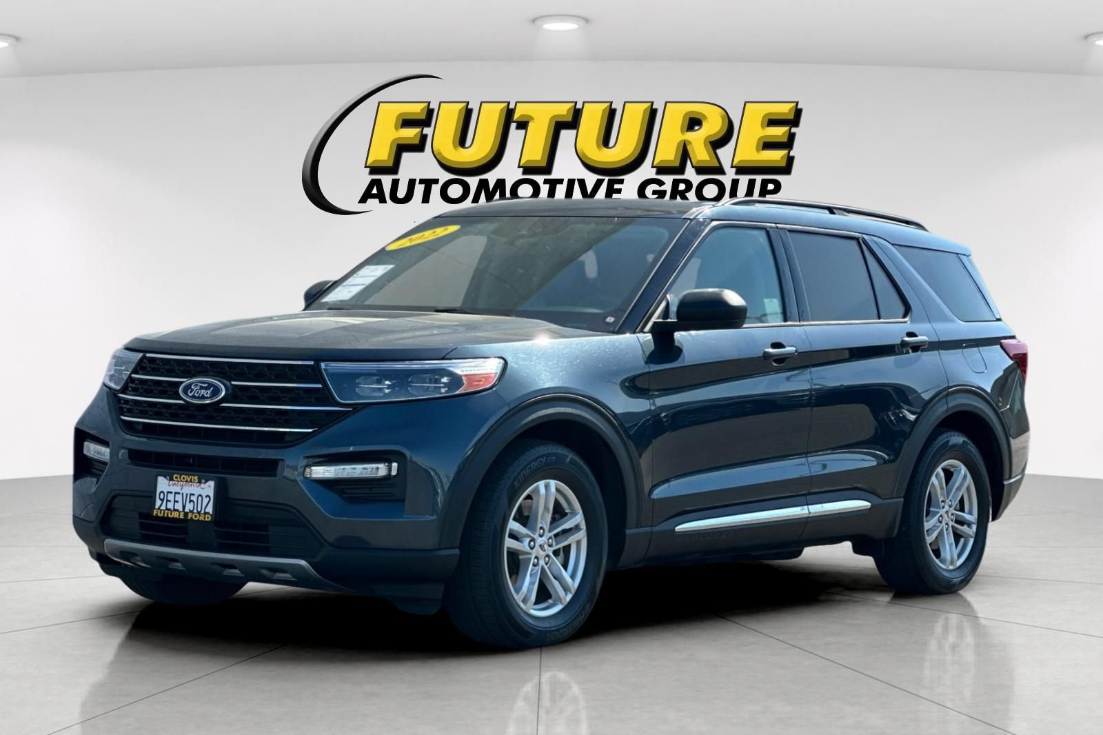 Certified 2022 Ford Explorer XLT w/ Equipment Group 202A RWD image 7